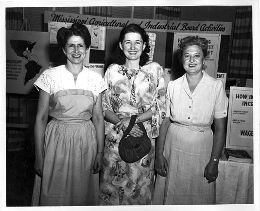 Three Mississippi news women