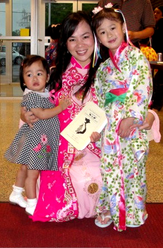 Kaitlin Truong and children